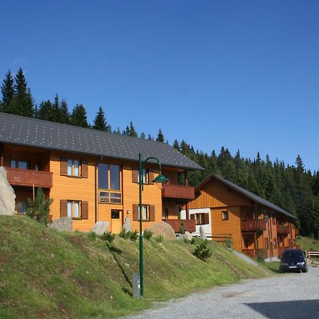 Monarchia Park Hotel Lachtal Buitenkant foto